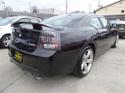 2006 Dodge Charger SRT-8  6.1L V8 RWD - Photo 6 - Cincinnati, OH 45255