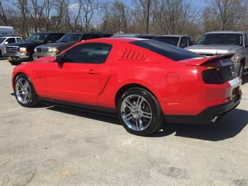 2010 Ford Mustang GT Premium   - Photo 4 - Cincinnati, OH 45255