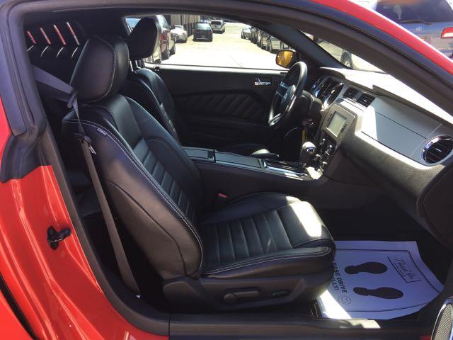 2010 Ford Mustang GT Premium   - Photo 8 - Cincinnati, OH 45255