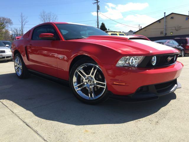 2010 Ford Mustang GT Premium   - Photo 10 - Cincinnati, OH 45255
