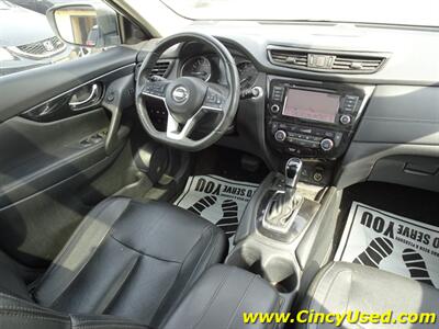 2020 Nissan Rogue SL   - Photo 15 - Cincinnati, OH 45255