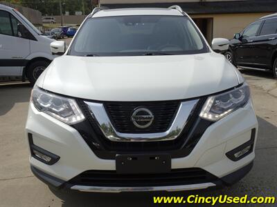 2020 Nissan Rogue SL   - Photo 2 - Cincinnati, OH 45255