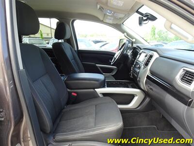 2017 Nissan Titan SV   - Photo 15 - Cincinnati, OH 45255