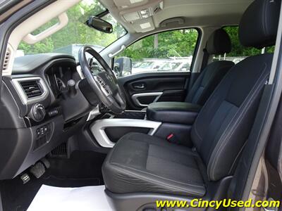 2017 Nissan Titan SV   - Photo 10 - Cincinnati, OH 45255