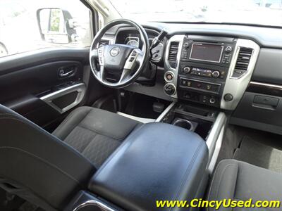 2017 Nissan Titan SV   - Photo 14 - Cincinnati, OH 45255