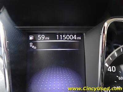 2017 Nissan Titan SV   - Photo 22 - Cincinnati, OH 45255