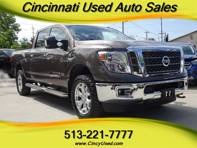 2017 Nissan Titan SV   - Photo 1 - Cincinnati, OH 45255