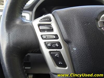 2017 Nissan Titan SV   - Photo 20 - Cincinnati, OH 45255