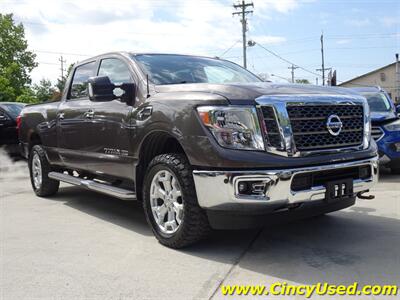 2017 Nissan Titan SV   - Photo 4 - Cincinnati, OH 45255