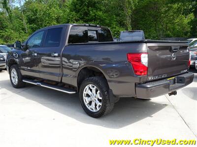 2017 Nissan Titan SV   - Photo 8 - Cincinnati, OH 45255
