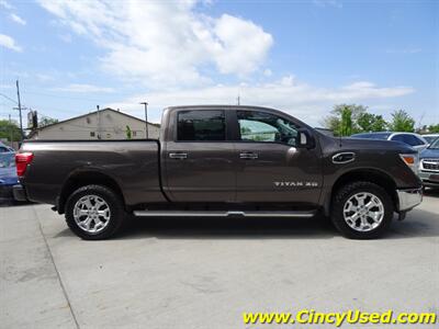 2017 Nissan Titan SV   - Photo 5 - Cincinnati, OH 45255