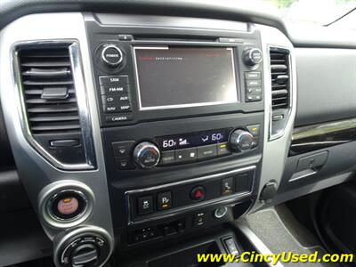 2017 Nissan Titan SV   - Photo 16 - Cincinnati, OH 45255
