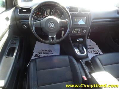 2010 Volkswagen Jetta SportWagen SE PZEV  2.5L I5 FWD - Photo 10 - Cincinnati, OH 45255