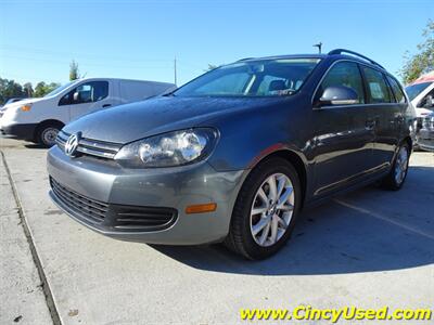 2010 Volkswagen Jetta SportWagen SE PZEV  2.5L I5 FWD - Photo 3 - Cincinnati, OH 45255