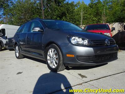 2010 Volkswagen Jetta SportWagen SE PZEV  2.5L I5 FWD - Photo 4 - Cincinnati, OH 45255