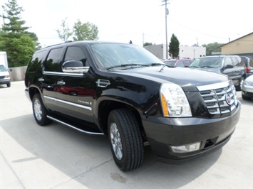 2007 Cadillac Escalade   - Photo 12 - Cincinnati, OH 45255