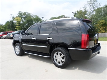 2007 Cadillac Escalade   - Photo 6 - Cincinnati, OH 45255