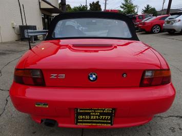 1997 BMW Z3 1.9   - Photo 4 - Cincinnati, OH 45255
