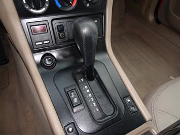 1997 BMW Z3 1.9   - Photo 19 - Cincinnati, OH 45255