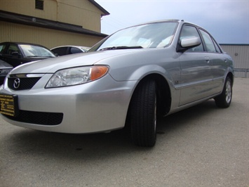 2001 Mazda Protege LX   - Photo 11 - Cincinnati, OH 45255