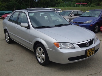 2001 Mazda Protege LX   - Photo 1 - Cincinnati, OH 45255