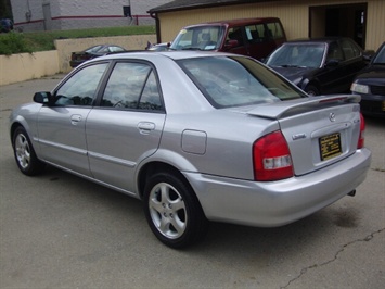 2001 Mazda Protege LX   - Photo 4 - Cincinnati, OH 45255