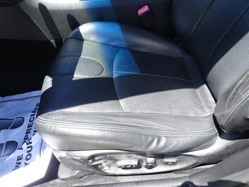 2009 INFINITI G37 Sedan x - Photo 17 - Cincinnati, OH 45255