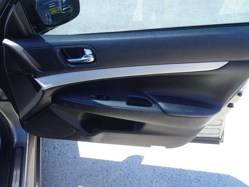 2009 INFINITI G37 Sedan x - Photo 21 - Cincinnati, OH 45255