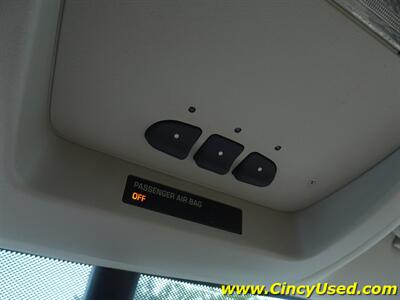 2011 GMC Sierra 3500 SLT   - Photo 29 - Cincinnati, OH 45255