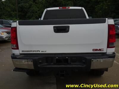 2011 GMC Sierra 3500 SLT   - Photo 8 - Cincinnati, OH 45255