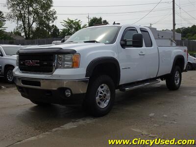 2011 GMC Sierra 3500 SLT   - Photo 3 - Cincinnati, OH 45255