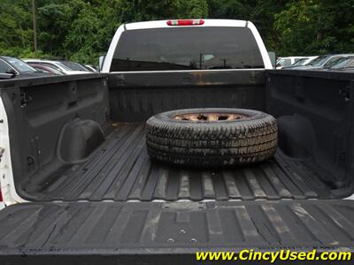 2011 GMC Sierra 3500 SLT   - Photo 18 - Cincinnati, OH 45255