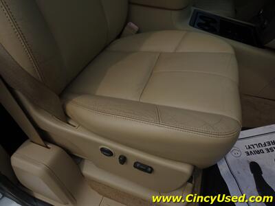 2011 GMC Sierra 3500 SLT   - Photo 39 - Cincinnati, OH 45255