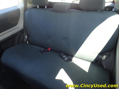 2007 Toyota Yaris 1.5L I4 FWD   - Photo 12 - Cincinnati, OH 45255