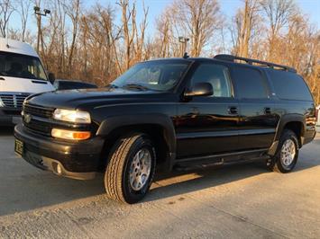 2006 Chevrolet Suburban LS 1500   - Photo 12 - Cincinnati, OH 45255