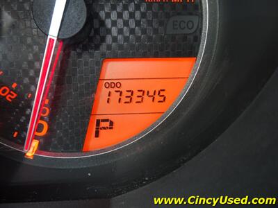 2011 Toyota 4Runner SR5   - Photo 27 - Cincinnati, OH 45255