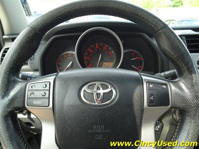 2011 Toyota 4Runner SR5   - Photo 24 - Cincinnati, OH 45255