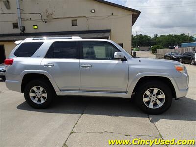 2011 Toyota 4Runner SR5   - Photo 6 - Cincinnati, OH 45255