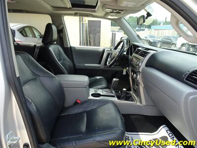 2011 Toyota 4Runner SR5   - Photo 18 - Cincinnati, OH 45255
