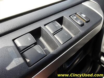 2011 Toyota 4Runner SR5   - Photo 28 - Cincinnati, OH 45255