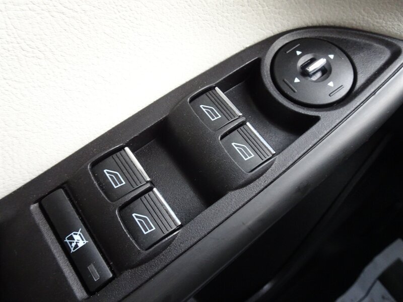 2013 Ford Focus Titanium - Photo 25 - Cincinnati, OH 45255