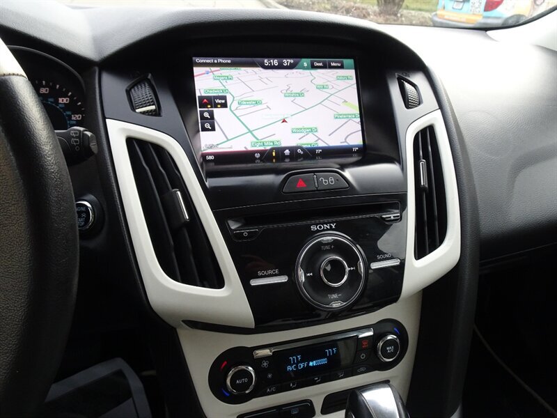 2013 Ford Focus Titanium - Photo 22 - Cincinnati, OH 45255