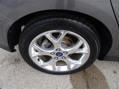 2013 Ford Focus Titanium   - Photo 32 - Cincinnati, OH 45255