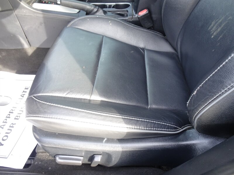 2016 Toyota Corolla S Plus  1.8L I4 FWD - Photo 21 - Cincinnati, OH 45255