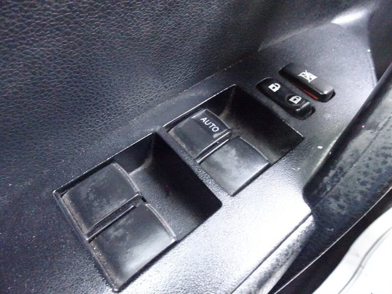 2016 Toyota Corolla S Plus  1.8L I4 FWD - Photo 19 - Cincinnati, OH 45255