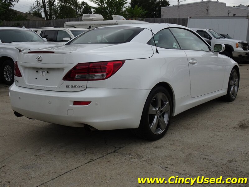 2010 Lexus IS 250C - Photo 7 - Cincinnati, OH 45255