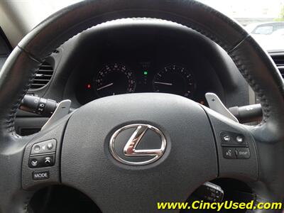 2010 Lexus IS 250C - Photo 22 - Cincinnati, OH 45255