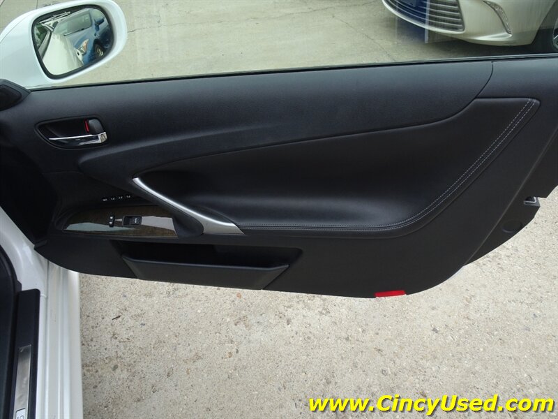 2010 Lexus IS 250C - Photo 35 - Cincinnati, OH 45255