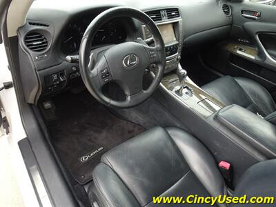 2010 Lexus IS 250C - Photo 10 - Cincinnati, OH 45255