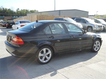 2004 BMW 325xi   - Photo 6 - Cincinnati, OH 45255